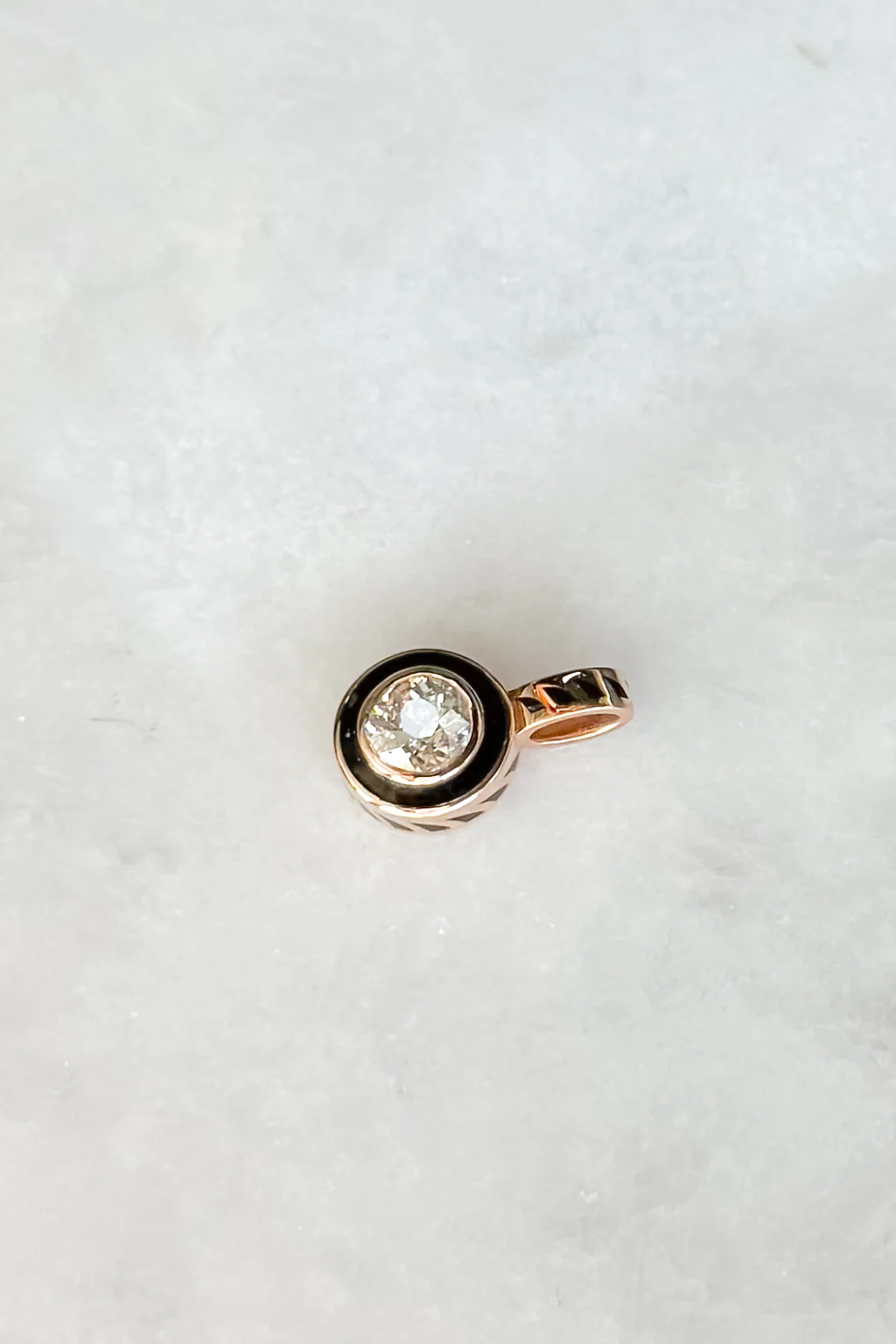 .55 Carat Round Diamond Pendant - Image 3