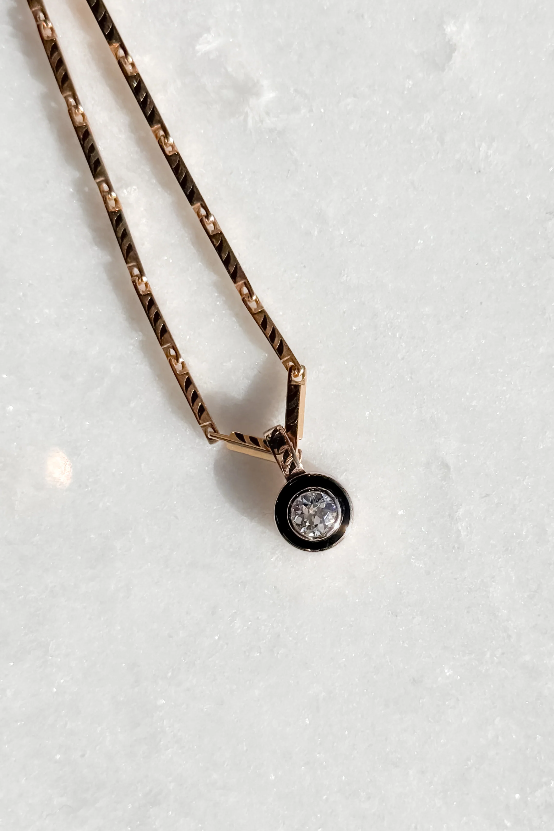 .64 Carat Round Diamond Pendant - Image 5