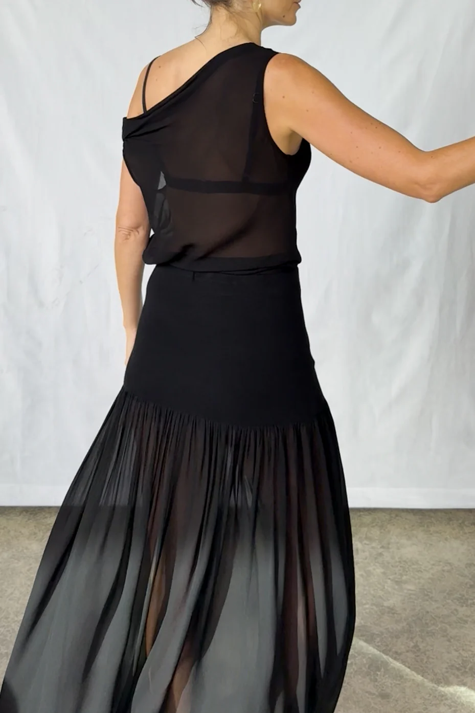 Airy Off the Shoulder Top - Image 6
