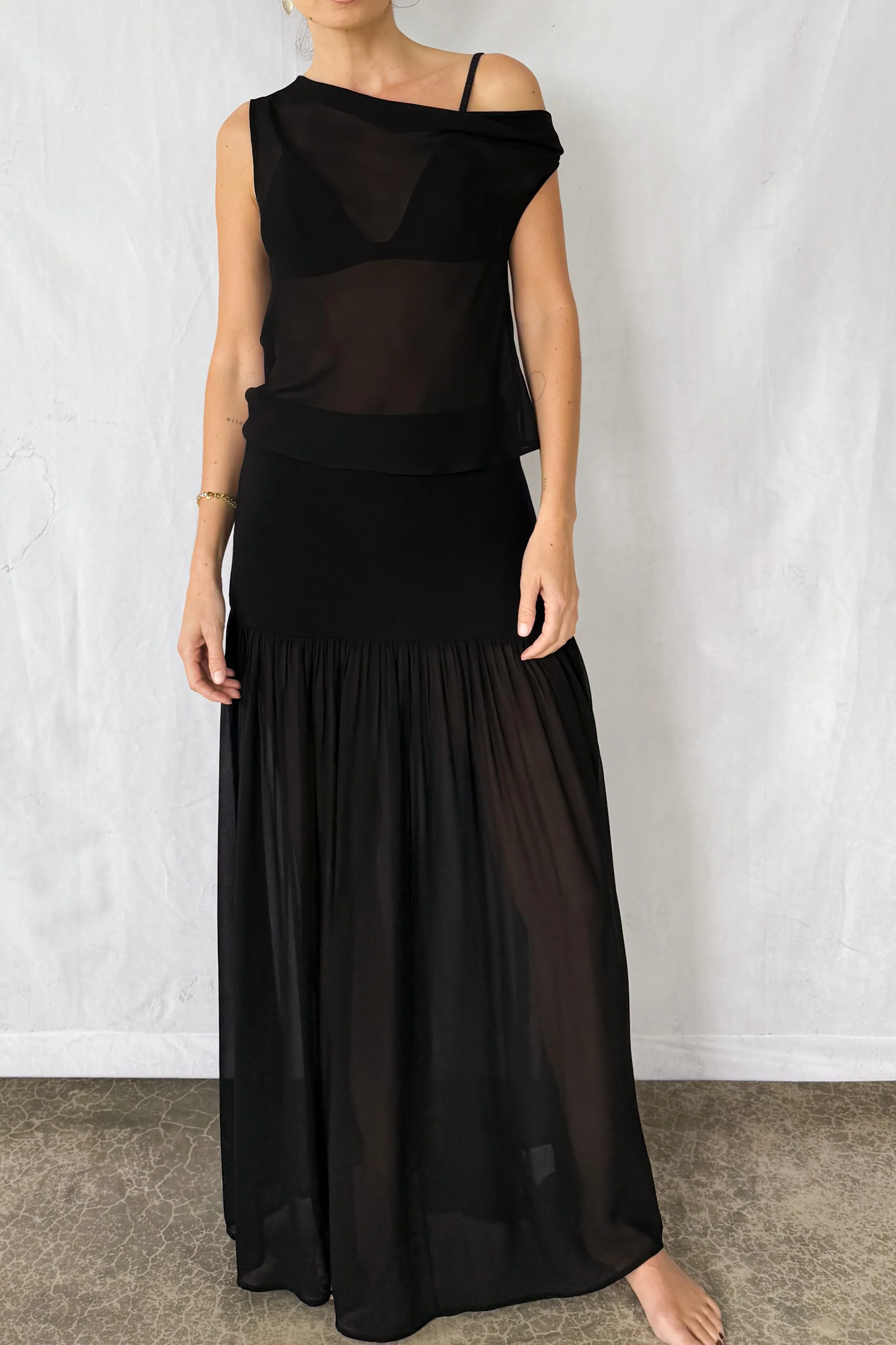 Airy Off the Shoulder Top - Image 8