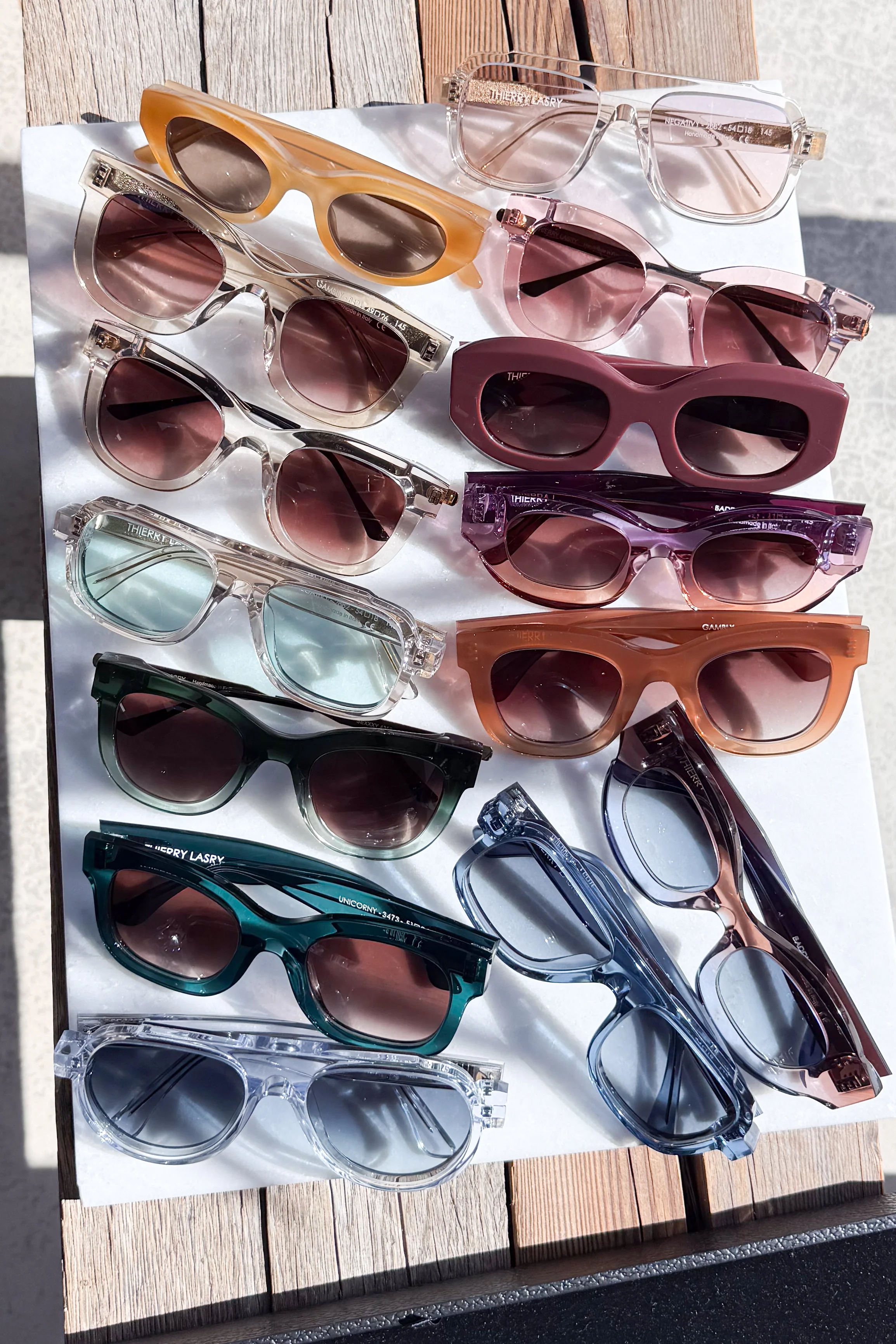 Baddy Sunset Sunglasses - Image 13