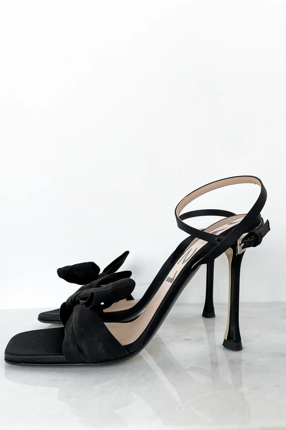 Bow Heel - Image 6