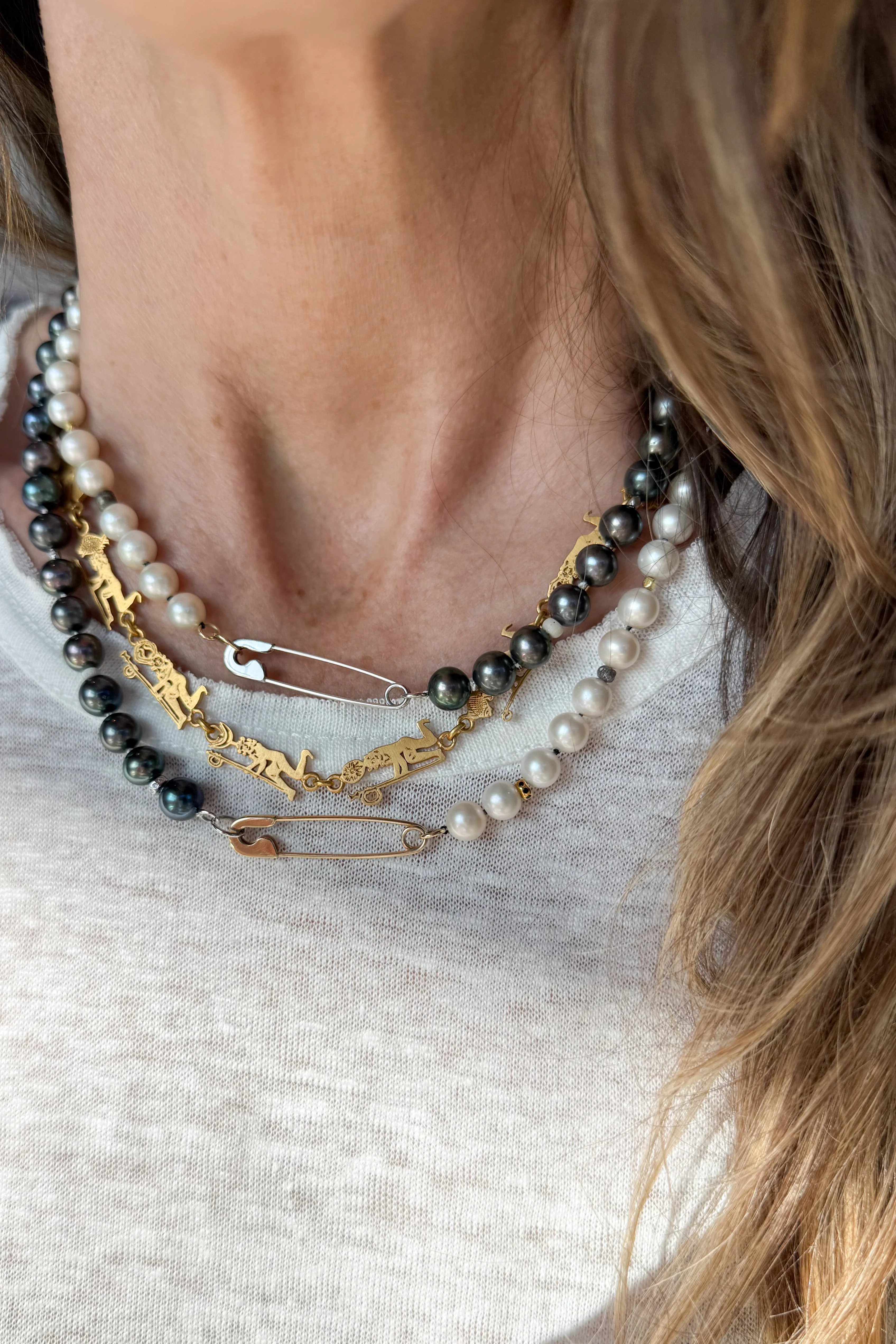 Freshwater Grey Pearl & Safety Pin Necklace - Image 5