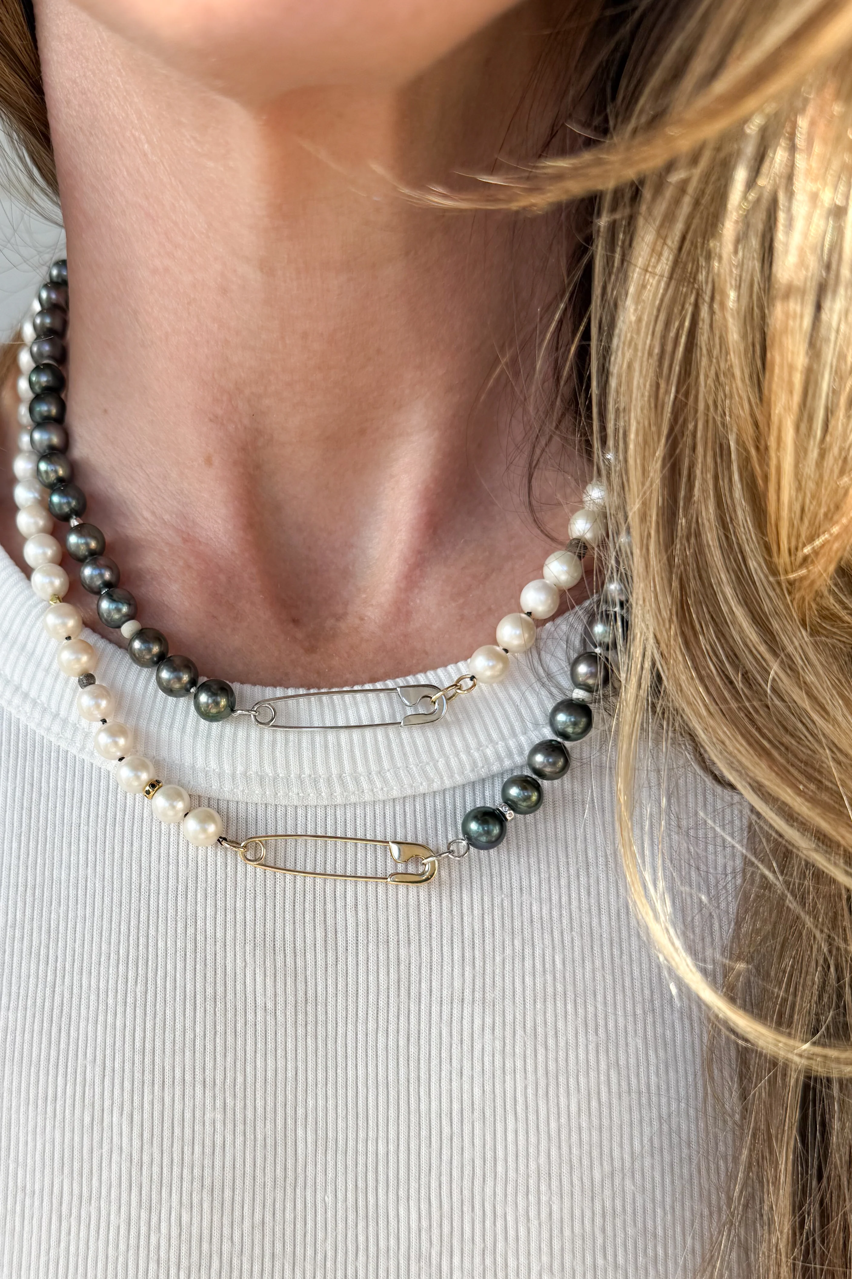 Freshwater Grey Pearl & Safety Pin Necklace - Image 8