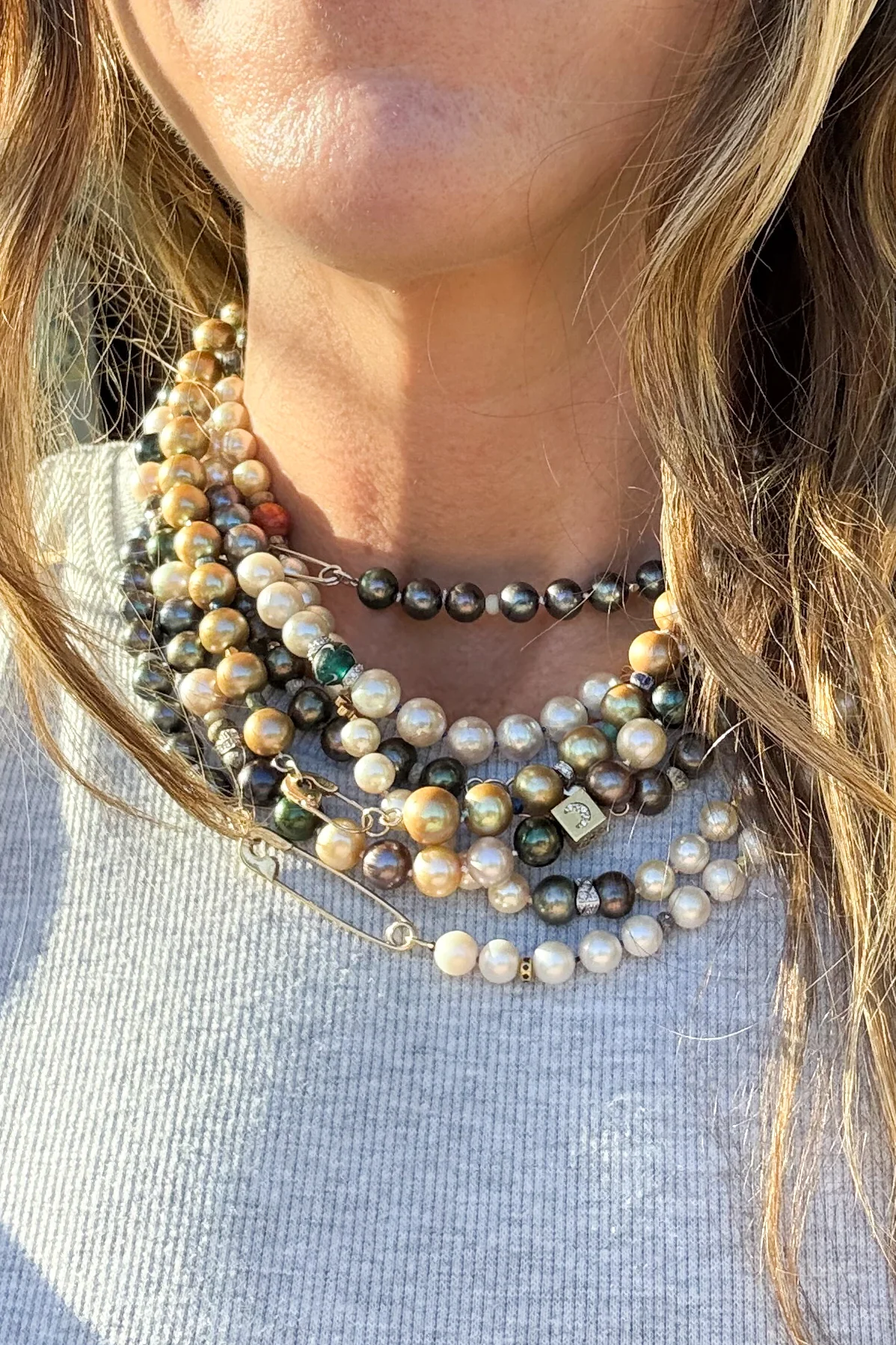 Golden Nila Pearl Necklace - Image 4
