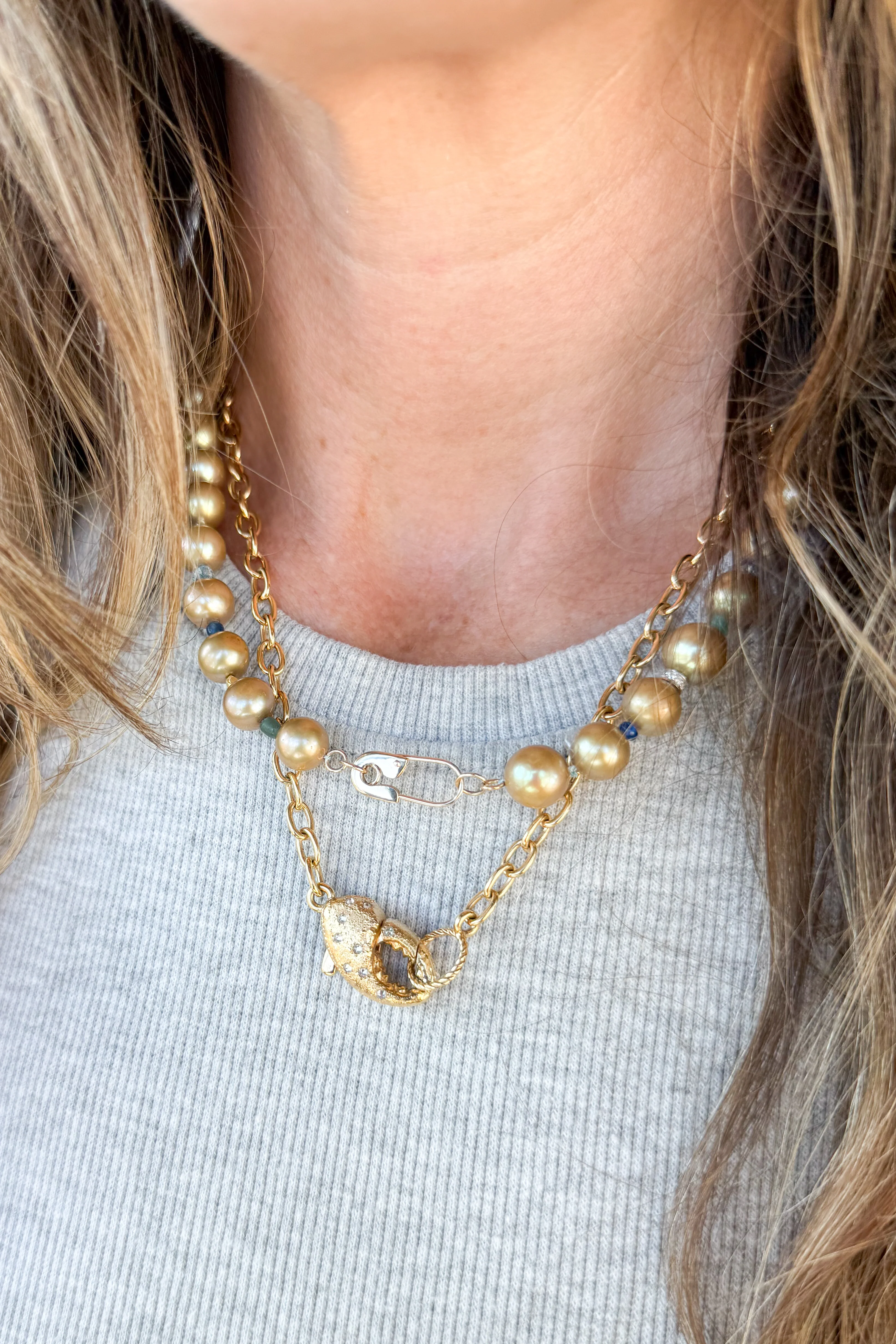 Golden Nila Pearl Necklace - Image 9
