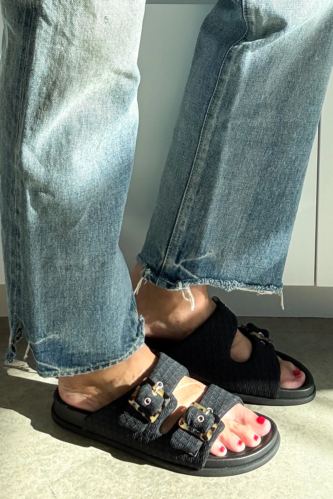 Izia Vogue Sandal - Image 7