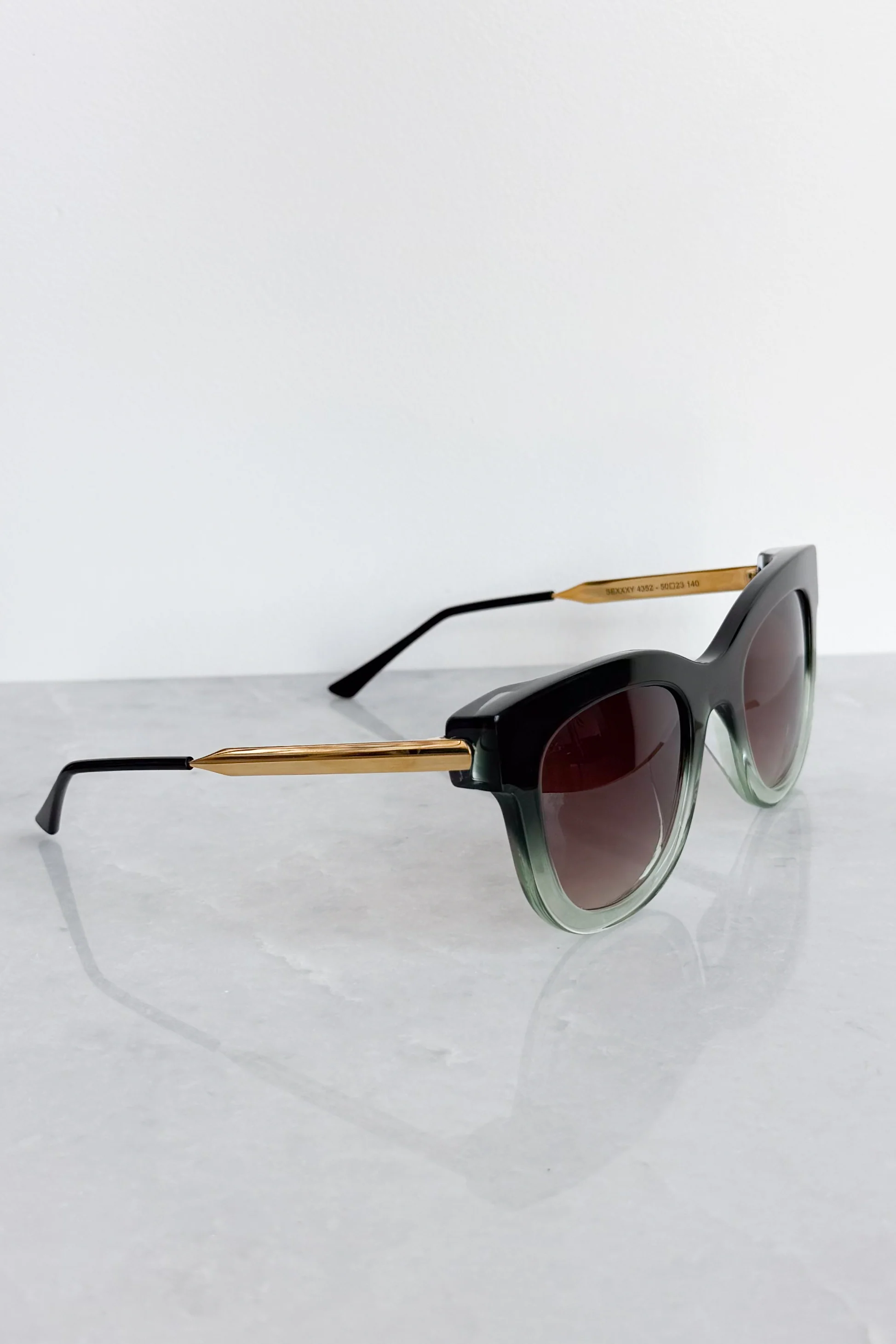 Sexxxy Gradient Green Sunglasses - Image 8