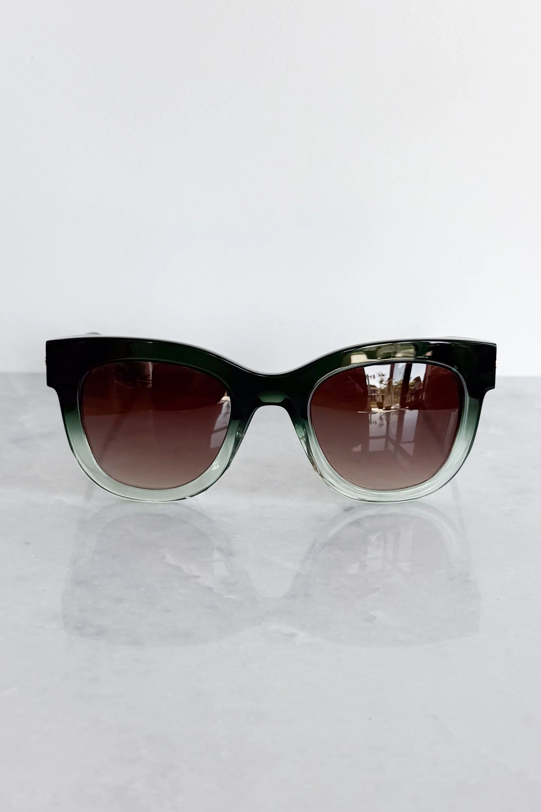 Sexxxy Gradient Green Sunglasses - Image 9
