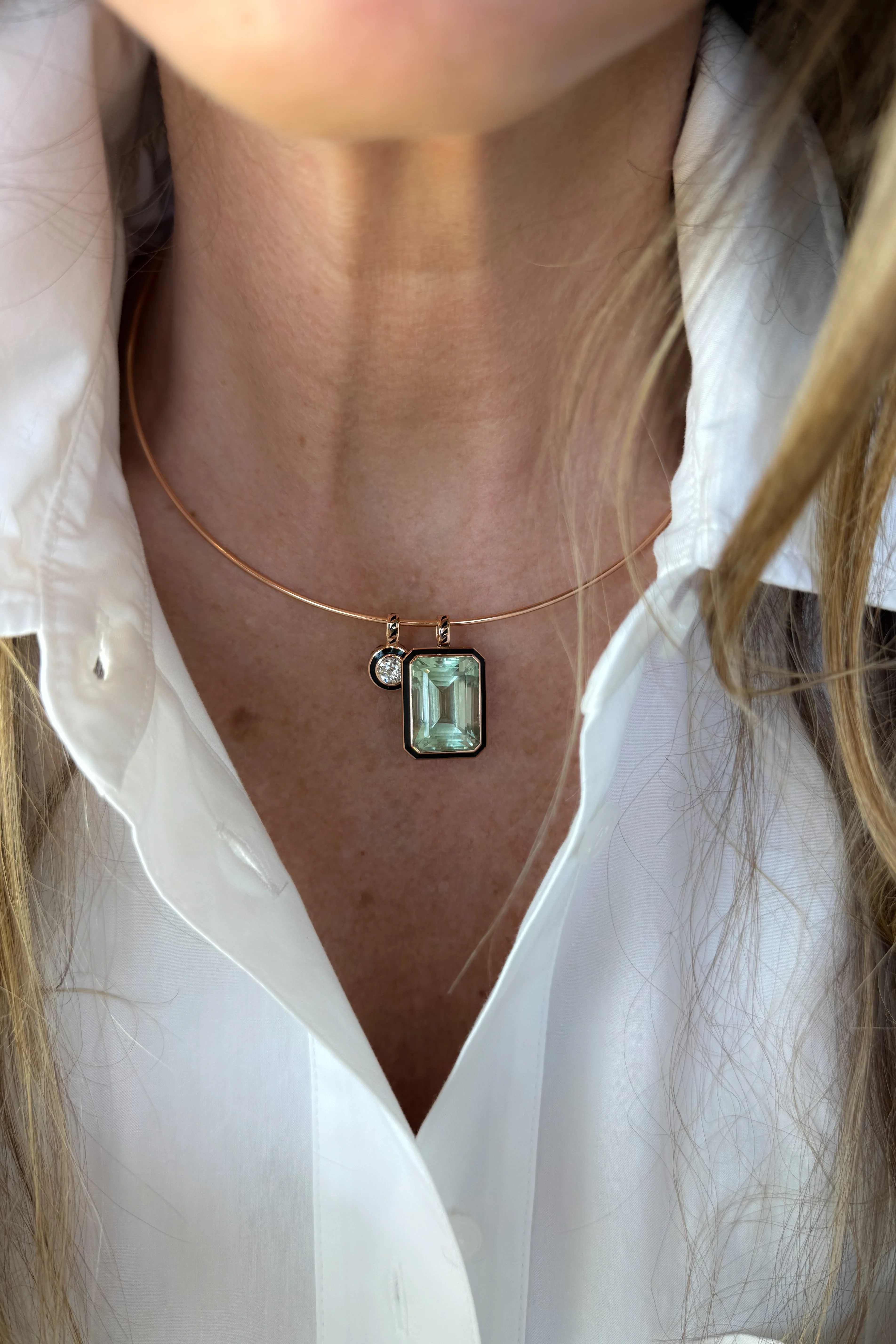 Wave Gold Wire Necklace - Image 3