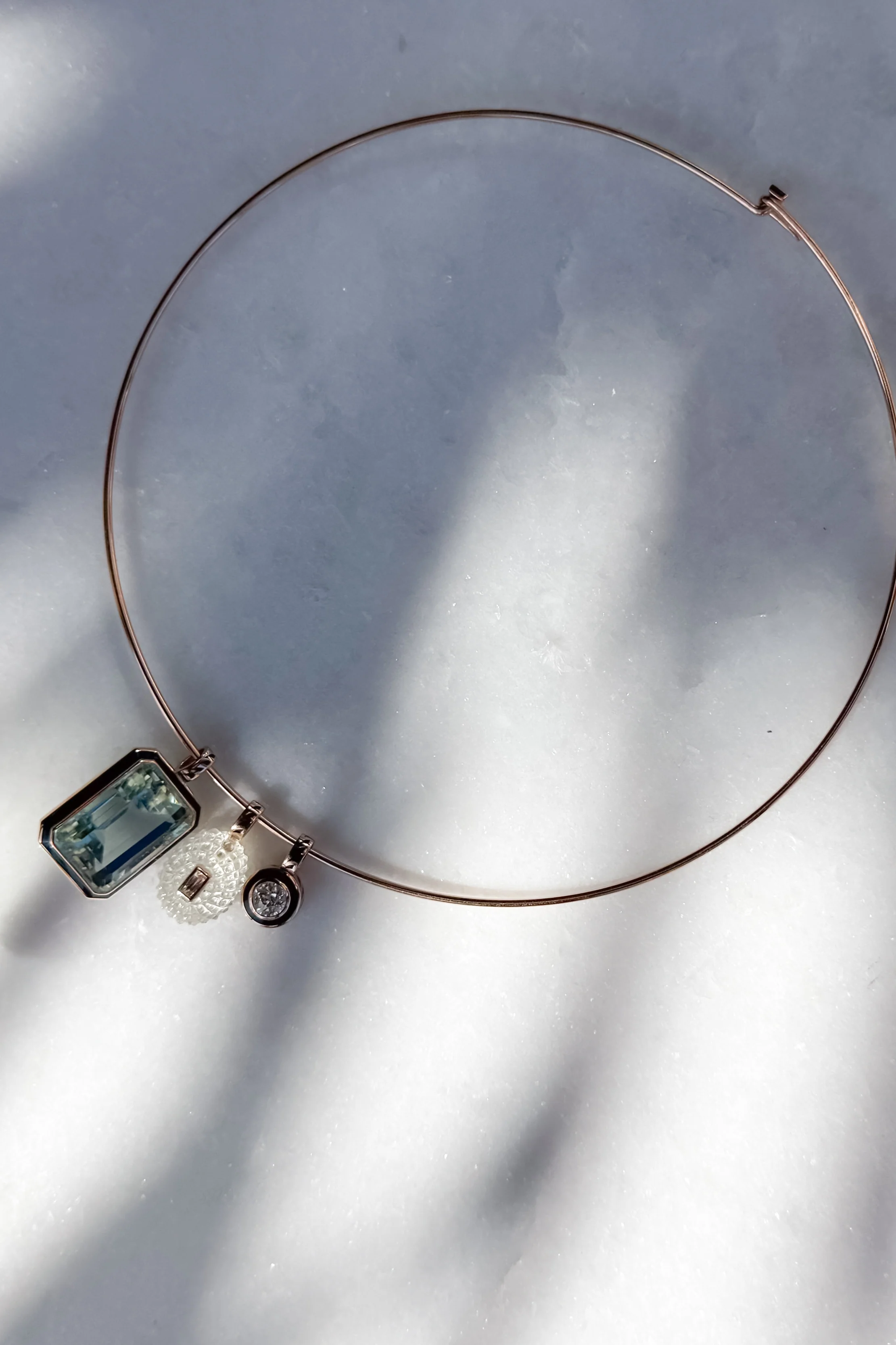 Wave Gold Wire Necklace - Image 8