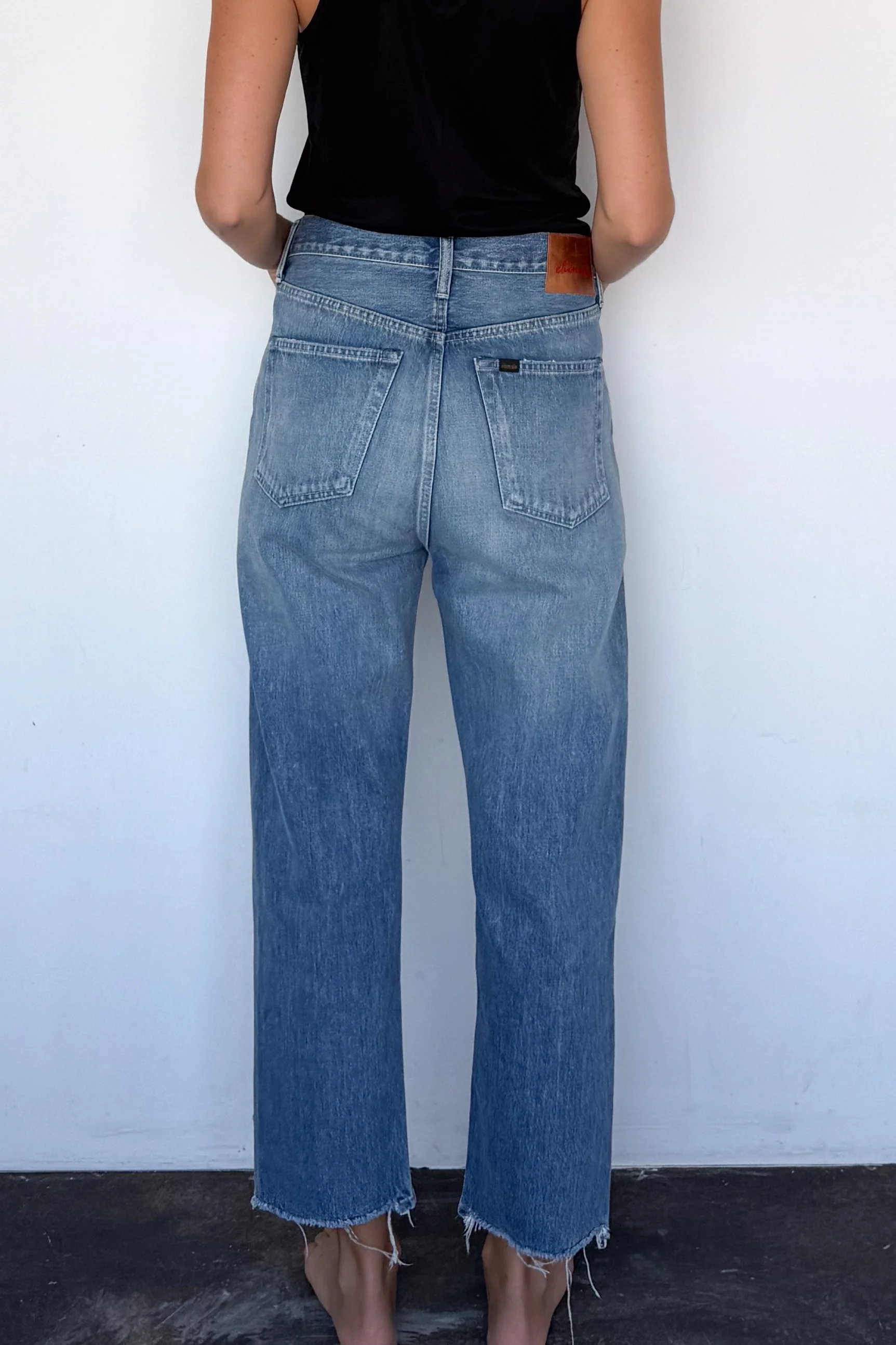 Wide Tapered Cut Jean - Image 9